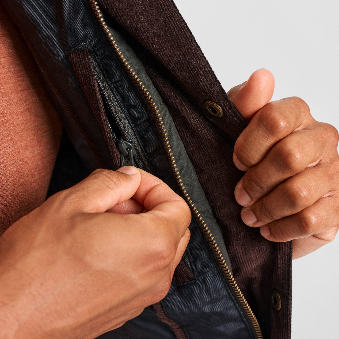 Genteal Chocolate Merritt Waxed Cotton Vest