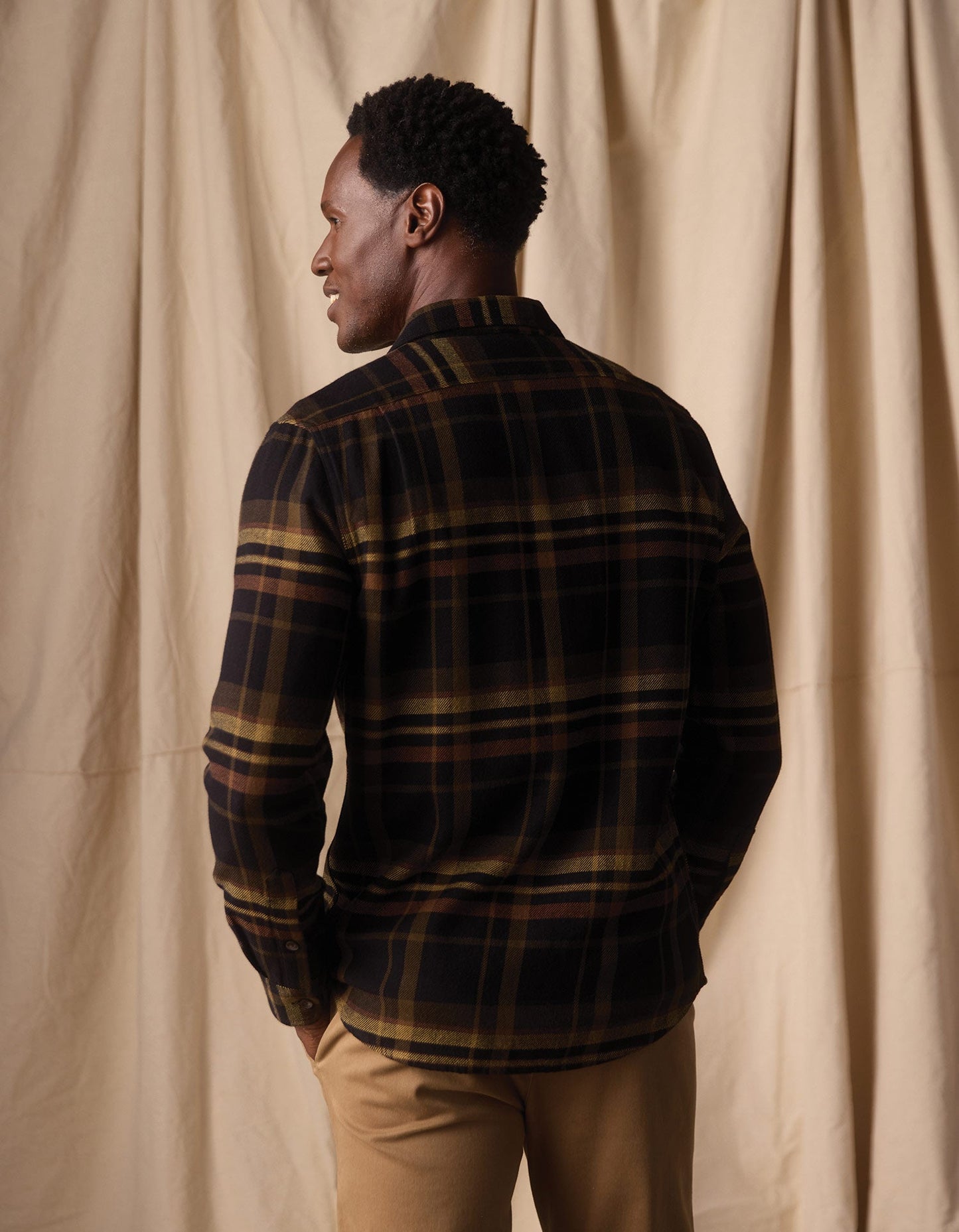 The Normal Brand Mountain Overshirt in Black Plaid