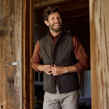Tom Beckbe Loudoun Quilted Vest - Black Olive