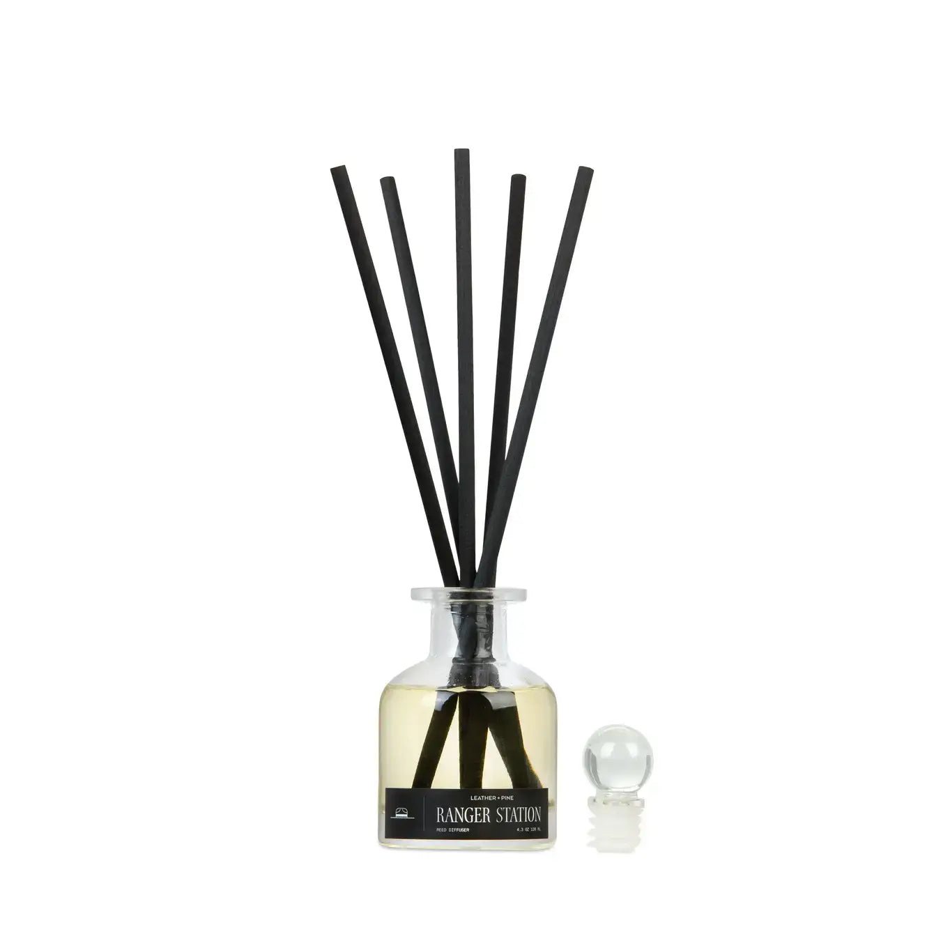 Leather + Pine Reed Diffuser : 4oz