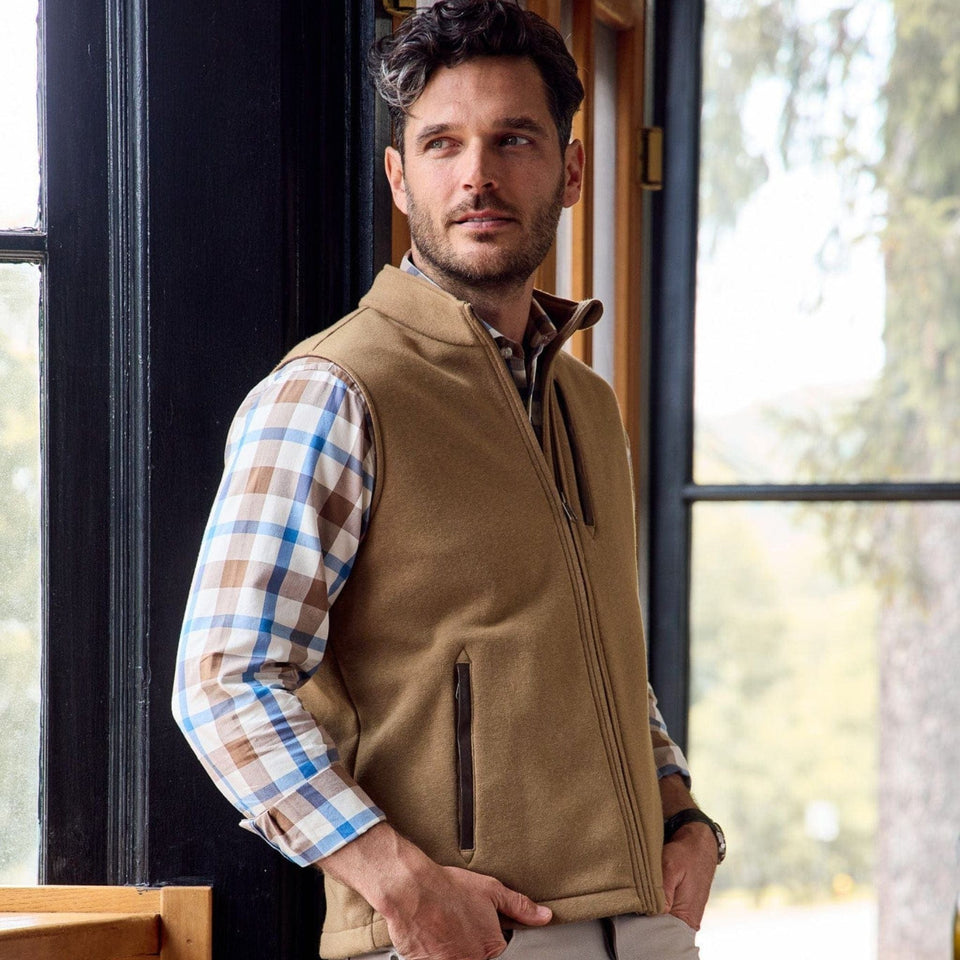 Tom Beckbe Warren Fleece Vest - Otter Tan