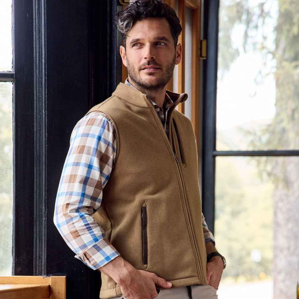 Tom Beckbe Warren Fleece Vest - Otter Tan