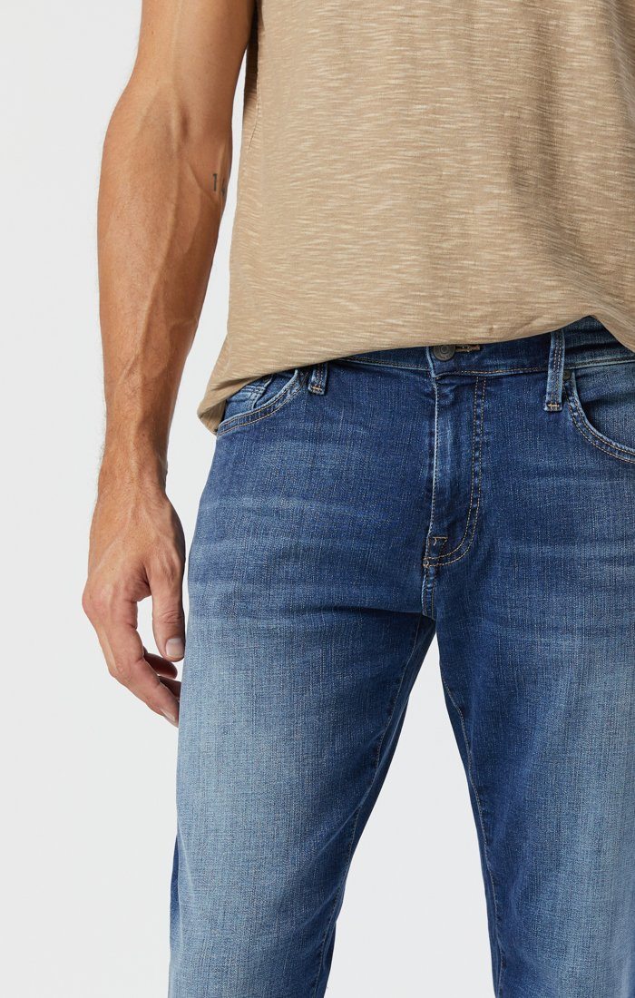 Mavi Zach Straight Leg Jeans | Mid Brushed Organic Move
