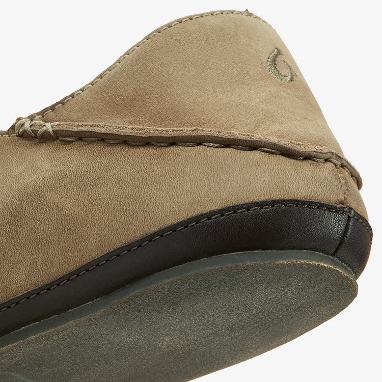 Olukai | Moloā Leather Slipper | Clay / Dark Java