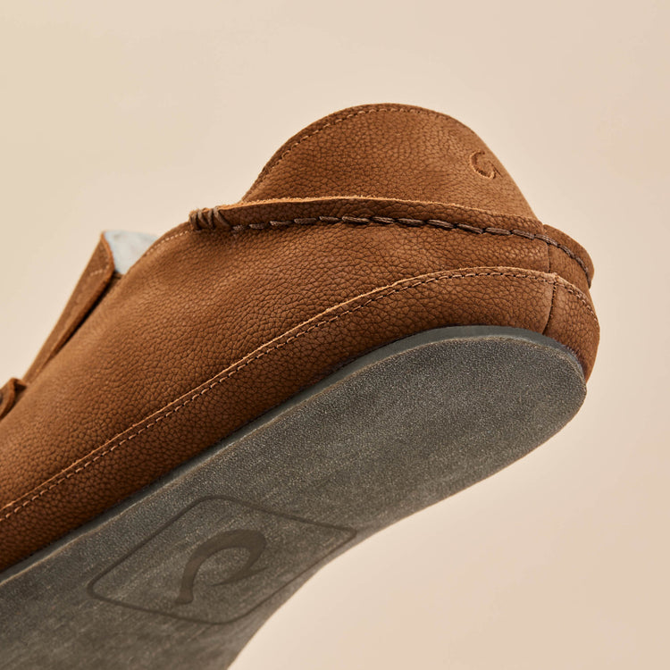 Olukai Moloā Leather Slipper - Kona Coffee