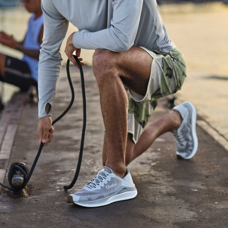 Olukai 'Ahi - Ash / Sterling