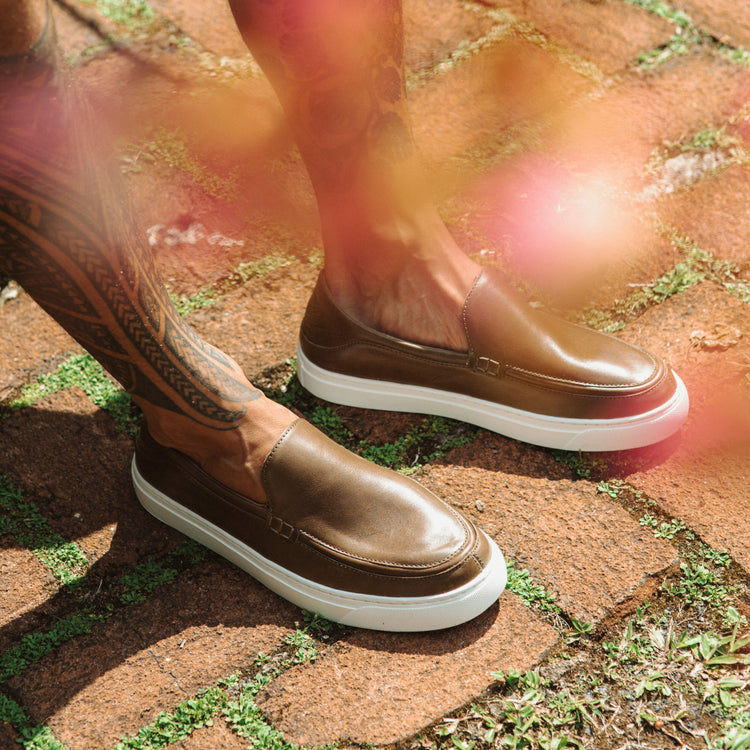 Olukai | Kou Slip-On | Walnut