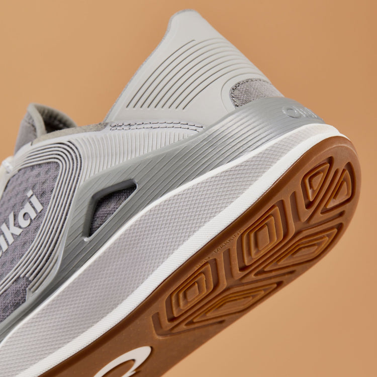 Olukai 'Ahi - Ash / Sterling