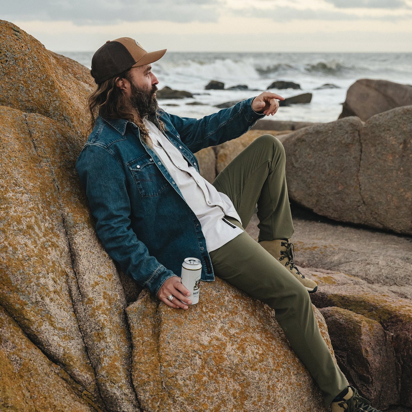 Howler Bros | Dust Up Denim Snapshirt | Bolan Classic Wash