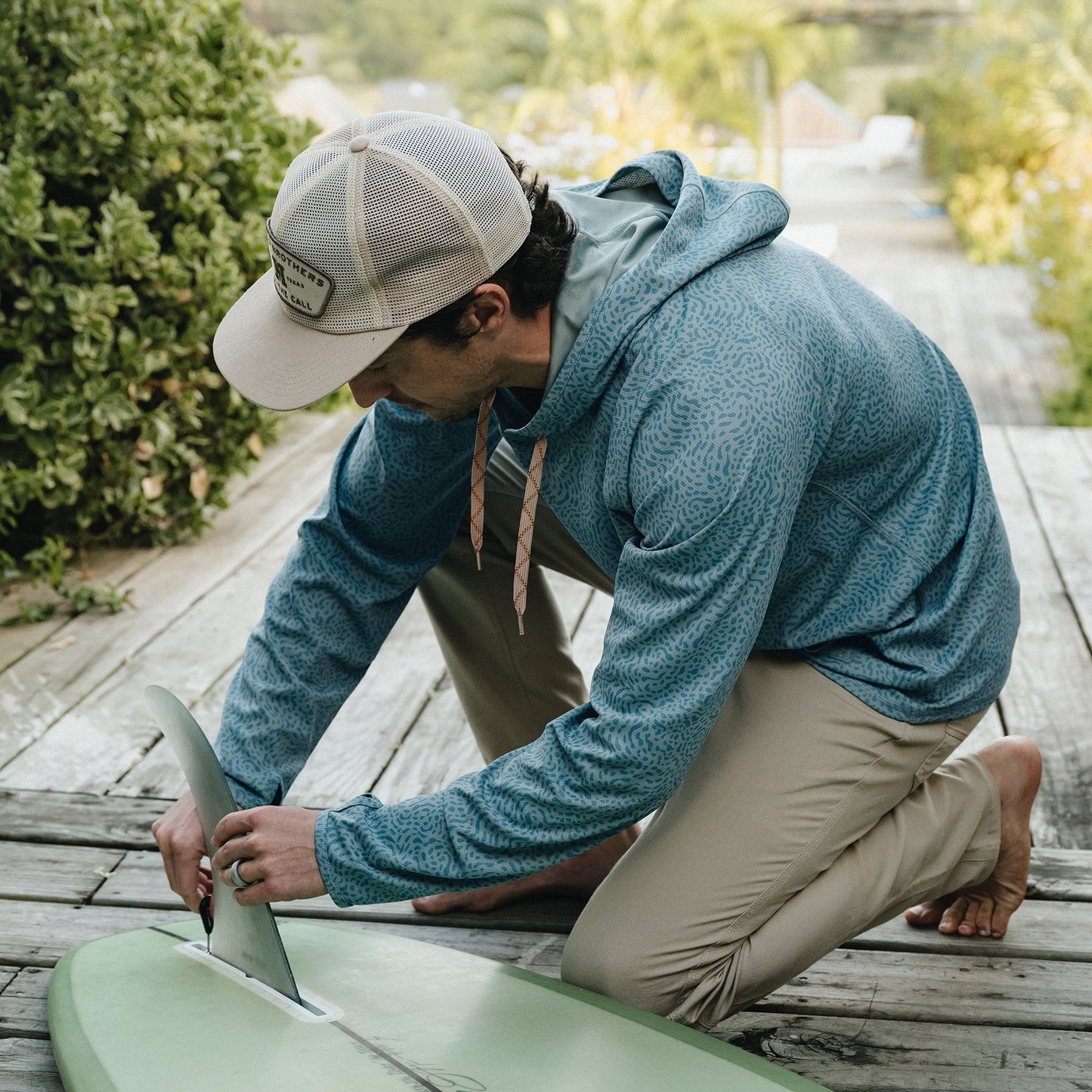 Howler Bros | Loggerhead Hoodie Pond Patterns | Blue