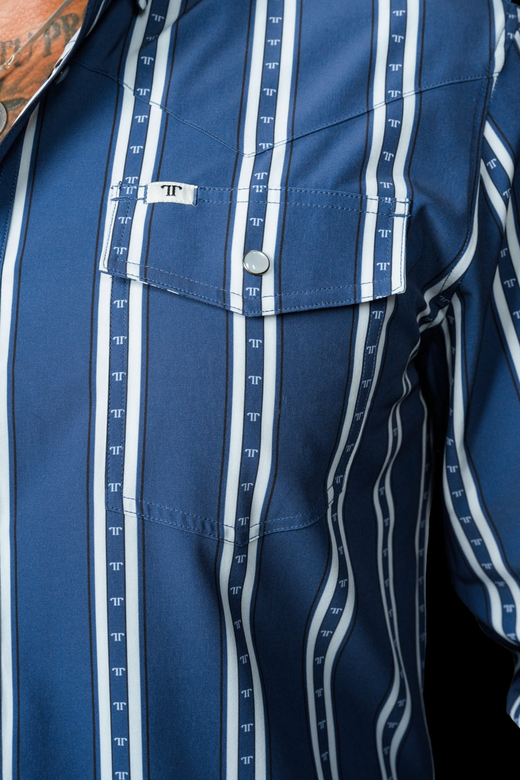 Ferrell | The Tucker in Blue | Long Sleeve Snap Shirt