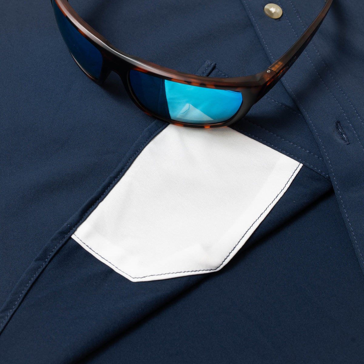 Poncho Outdoors | The Pilar | Navy