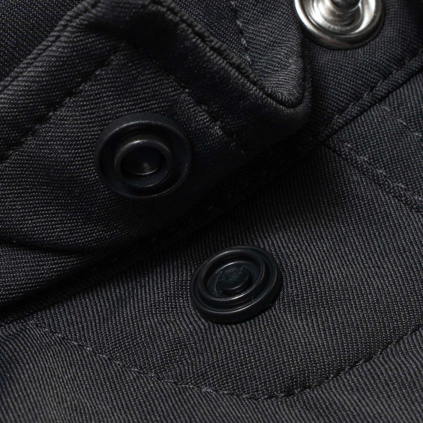 Poncho Outdoors | The Bandera | Black