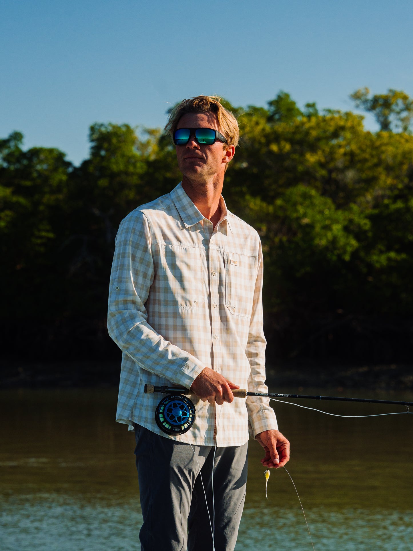 Marsh Wear | Lenwood Tech Long Sleeve Shirt | Castle Wall