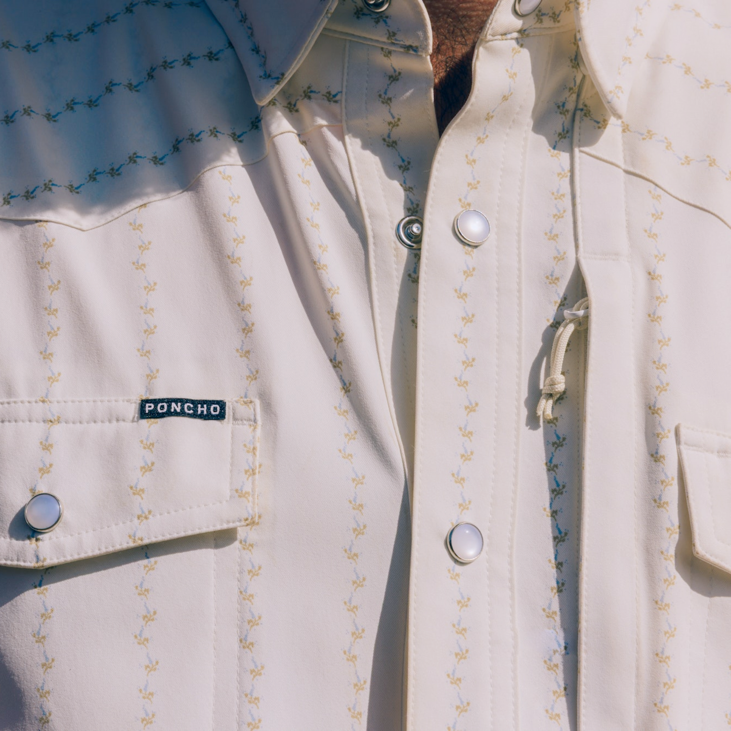 Poncho Outdoors | The 1836 | White Blue Bonnet Stripe